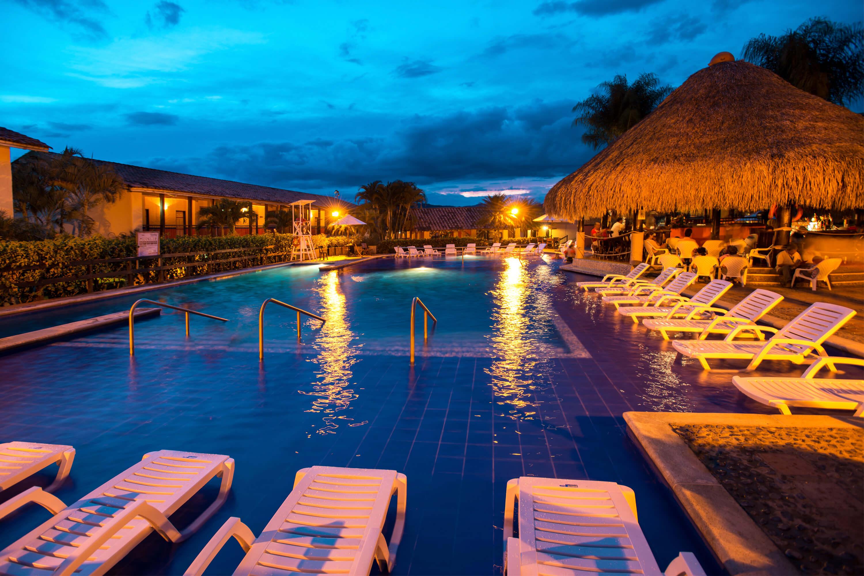 Decameron Panaca キンバヤ エクステリア 写真