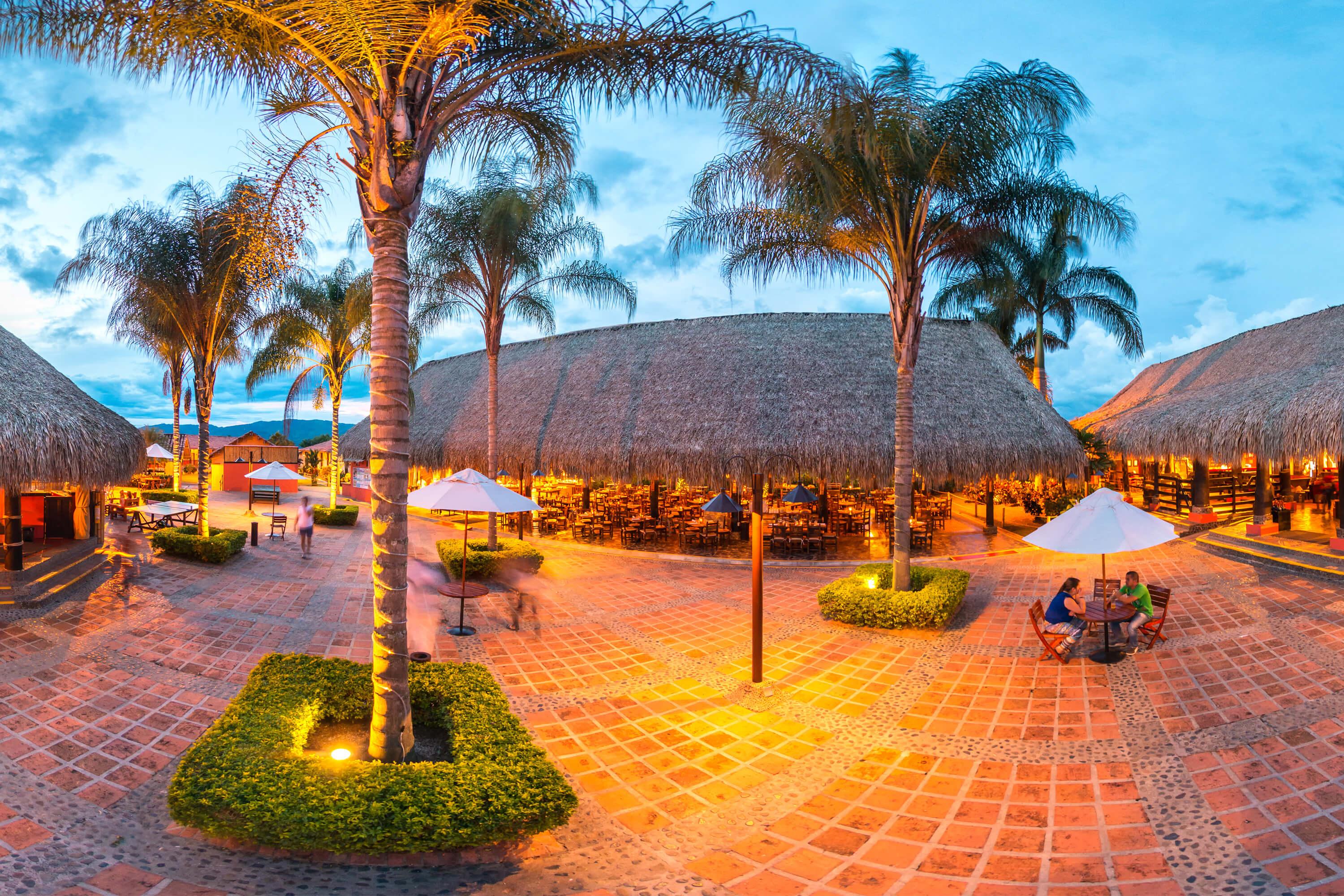 Decameron Panaca キンバヤ エクステリア 写真