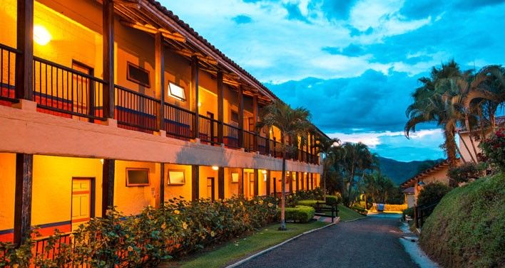Decameron Panaca キンバヤ エクステリア 写真